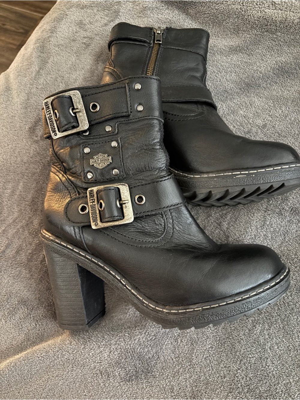 Harley-Davidson Women's Black Leather Buckle Heeled Ankle Boots